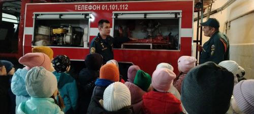 Воспитанники детского сада №12 «Лейсен» посетили пожарную часть города