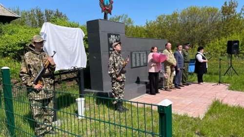 В Мамадышском районе открыли мемориальную доску героям СВО братьям Череневым