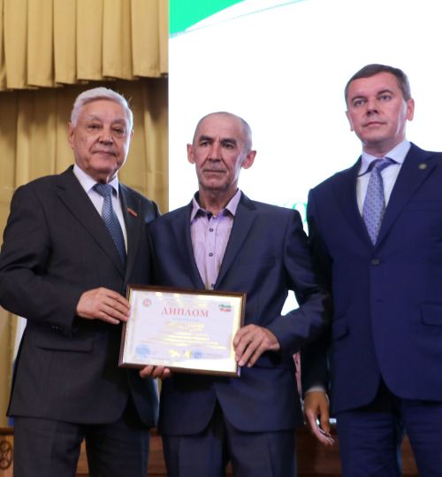 Четверо мамадышцев отмечены наградами за развитие сельского хозяйства РТ