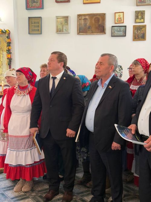 В Никифорово состоялся крестный ход и молебен на кряшенском языке