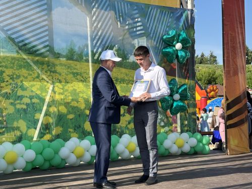В Мамадыше чествовали лучших учащихся