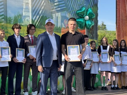 В Мамадыше чествовали лучших учащихся