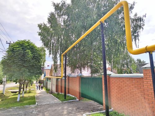 В Мамадыше завершили покраску 21 км надземного газопровода