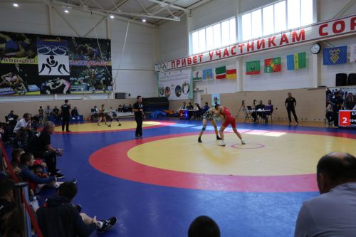 В Нижней Ошме стартовал XIII Всероссийский турнир дружбы по вольной борьбе