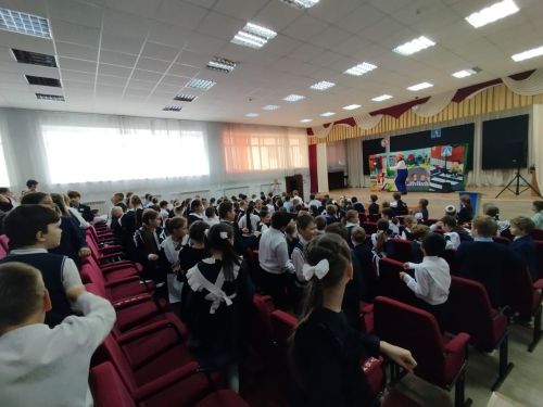Мамадышские школьники посмотрели театрализованную постановку о ПДД