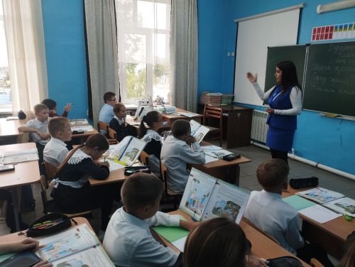 В городской школе №1 прошли профилактические беседы по ПДД