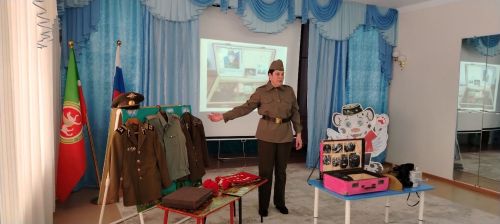 В детском саду «Лейсен» открылся мини-музей «Чемодан боевой памяти»
