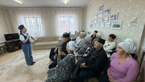 Старшему поколению напомнили о безопасности на дороге