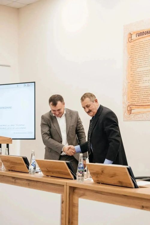 Делегация КФУ посетила Мамадышскую ЦРБ с рабочим визитом