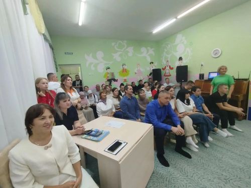В детском саду «Милэшкэй» прошли «дорожные уроки» с папами