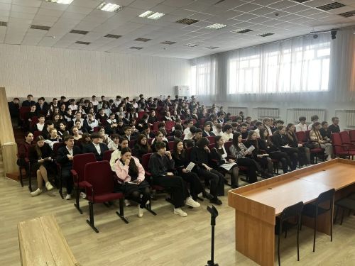Лицей №2 посетили представители Казанского инновационного университета