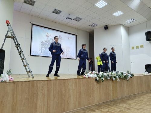 В политехническом колледже Мамадыша поздравили защитников и женщин