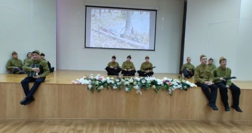 В политехническом колледже Мамадыша поздравили защитников и женщин