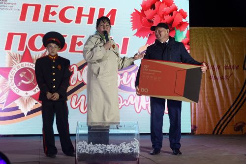 В Мамадыше День Победы завершился грандиозным концертом