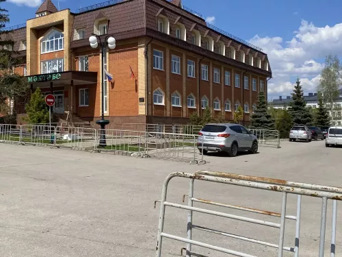 Осторожно: в Мамадыше улицу Советскую готовят к Параду Победы