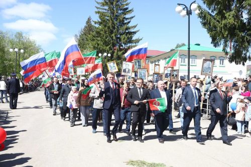 В Мамадыше прошёл парад Подбеды
