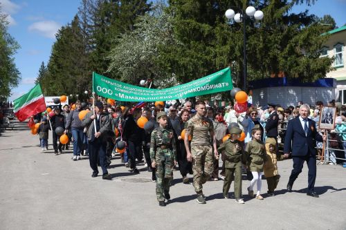 В Мамадыше прошёл парад Подбеды