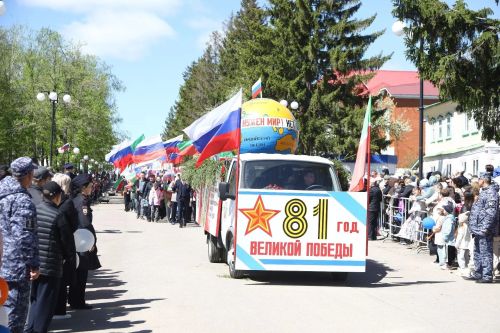 В Мамадыше прошёл парад Подбеды