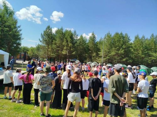 Юным мамадышцам в лагере «Интеллект» напомнили ПДД и подарили световозвращатели