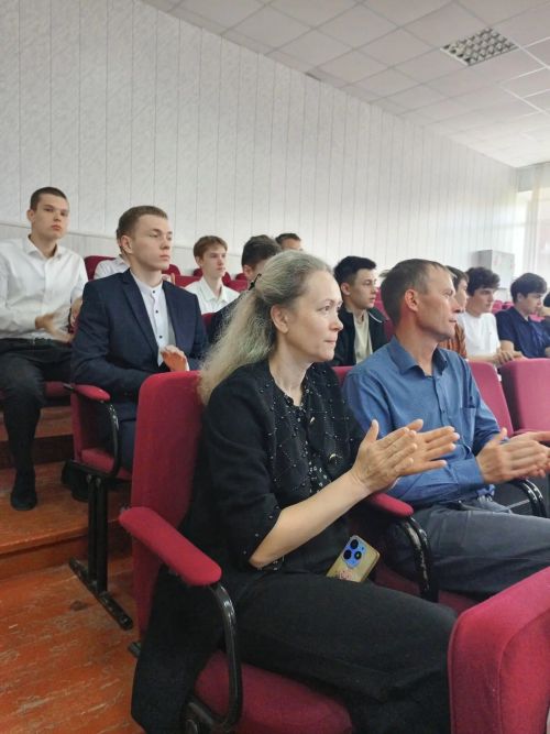 В Мамадыше вручили сертификаты выпускникам первого энергокласса