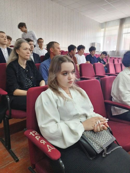 В Мамадыше вручили сертификаты выпускникам первого энергокласса