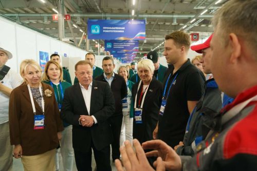 Айдар Метшин оценил масштаб чемпионата «Абилимпикс» для ветеранов СВО в Казани