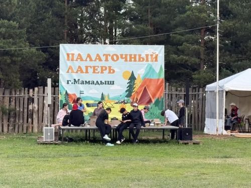 В Мамадыше стартовала первая смена палаточного лагеря «Интеллект»