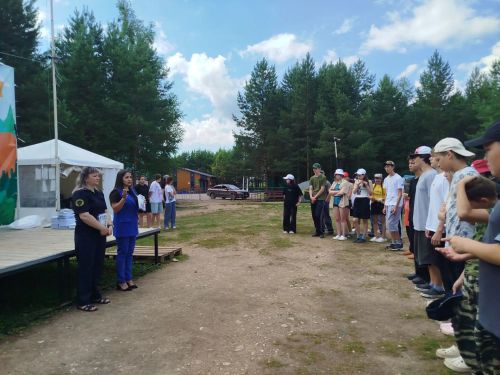 В Мамадыше сотрудники ГБУ «БДД» провели урок безопасности в «Молодой гвардии»