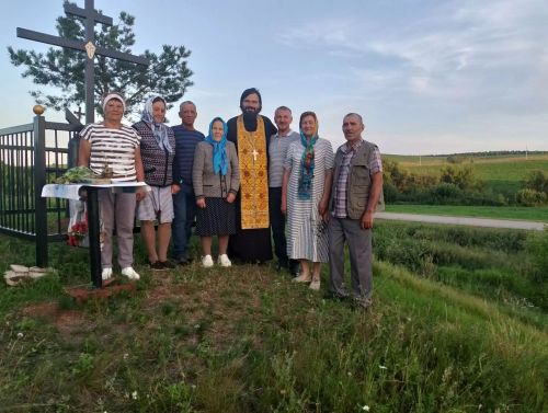 В Крящ-Ерыксе прошли работы по благоустройству