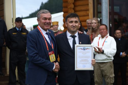 Государственные и ведомственные награды вручили на «Питрау-2026»