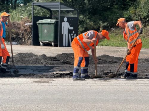 В Мамадыше запустили сезон дорожных работ на улицах Азина и Ленина