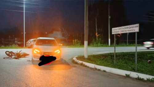 В посёлке совхоза «Мамадышский» автомобиль сбил водителя питбайка