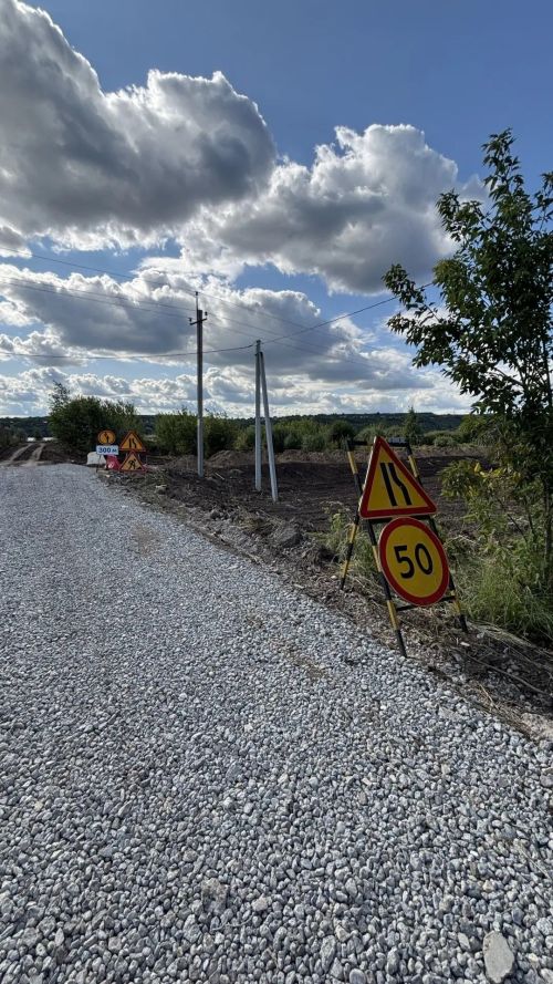 В поселке Закамский Мамадышского района начался долгожданный ремонт дороги