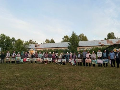 В Год воинской и трудовой доблести в Старом Кумазане чествовали ветеранов труда