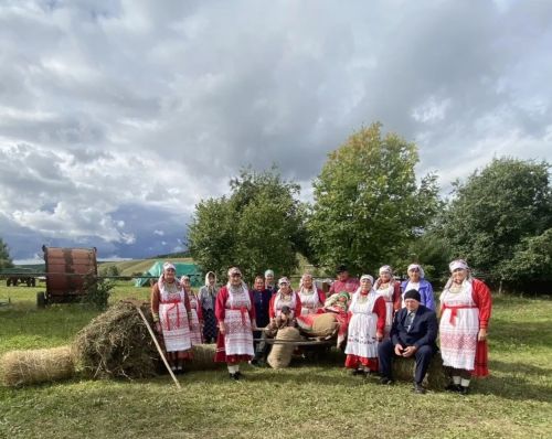 В Дюсьметьево отметили праздник «Три Спаса — три запаса»