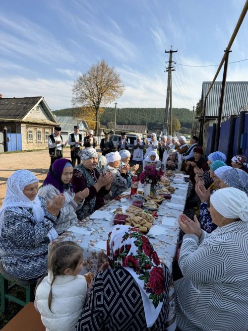 Праздник для старшего поколения прошёл в Старом Кумазане