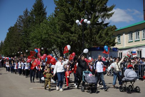 В Мамадыше прошел Парад Победы
