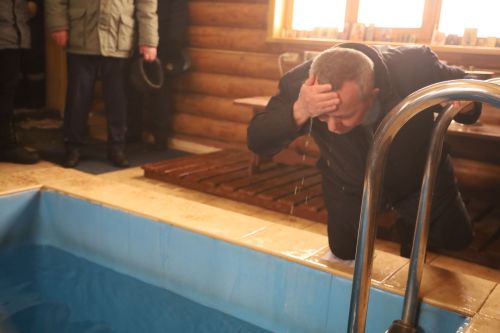 В Мамадыше отмечают православный праздник - Крещение Господне: фоторепортаж