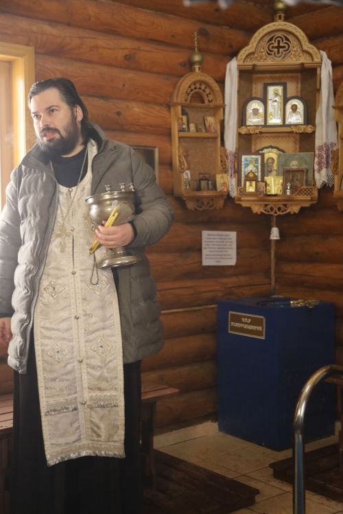 В Мамадыше отмечают православный праздник - Крещение Господне: фоторепортаж