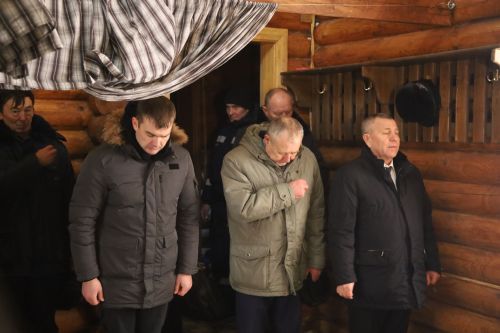 В Мамадыше отмечают православный праздник - Крещение Господне: фоторепортаж