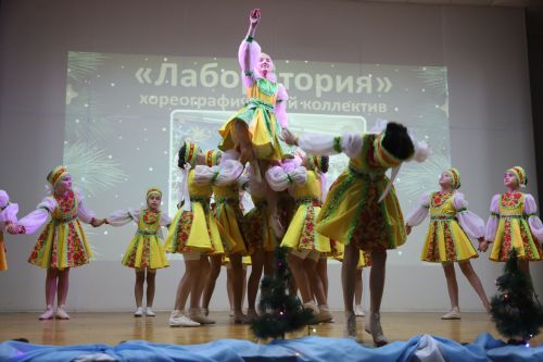 Елка главы для одаренных детей