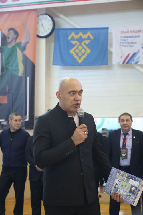 Первенство РТ по национальной борьбе на призы журнала "Ялкын" и памяти легендарного борца Рафаэля Мухаметшина