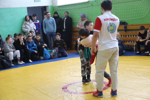Соревнования по национальной борьбе корэш в память о земляке Альберте Валиеве, погибшем при исполнении интернационального долга в Афганистане