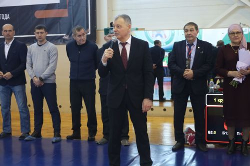 Первенство РТ по национальной борьбе на призы журнала "Ялкын" и памяти легендарного борца Рафаэля Мухаметшина