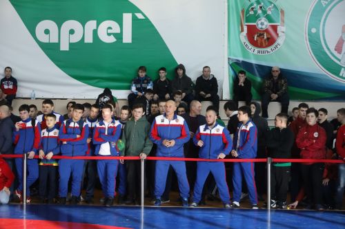 Первенство РТ по национальной борьбе на призы журнала "Ялкын" и памяти легендарного борца Рафаэля Мухаметшина