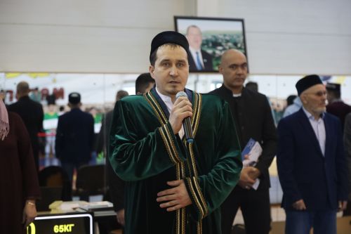 Первенство РТ по национальной борьбе на призы журнала "Ялкын" и памяти легендарного борца Рафаэля Мухаметшина