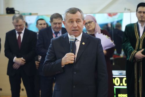 Первенство РТ по национальной борьбе на призы журнала "Ялкын" и памяти легендарного борца Рафаэля Мухаметшина
