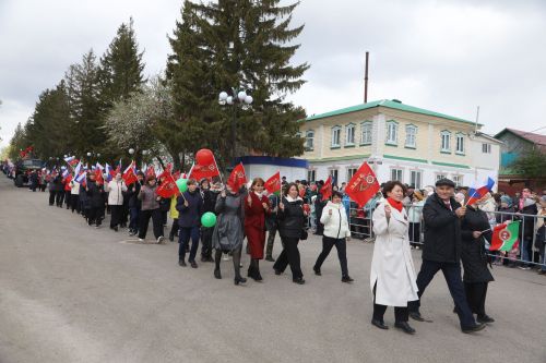В Мамадыше отпраздновали День Победы-2024: шествие колонн. Часть 1