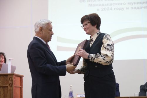 На заседании Совета Мамадышского состоялось награждение