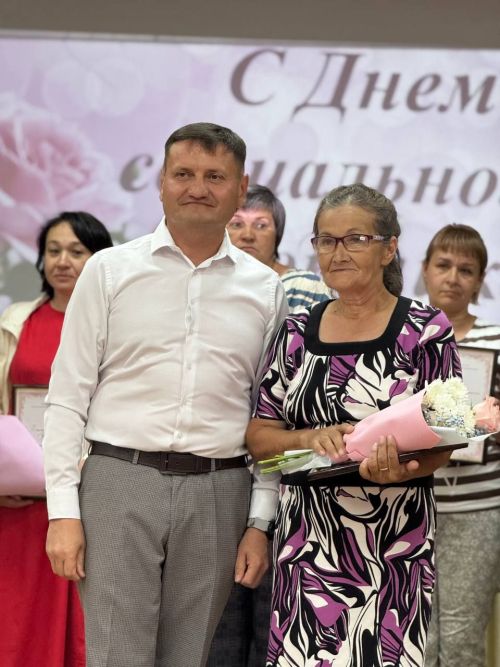 Фоторепортаж с концерта ко Дню социального работника